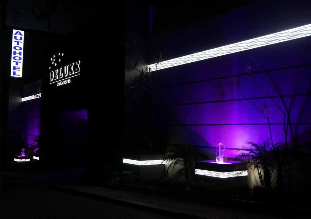 Auto Hotel Deluxe El Alcanfor 외부 사진
